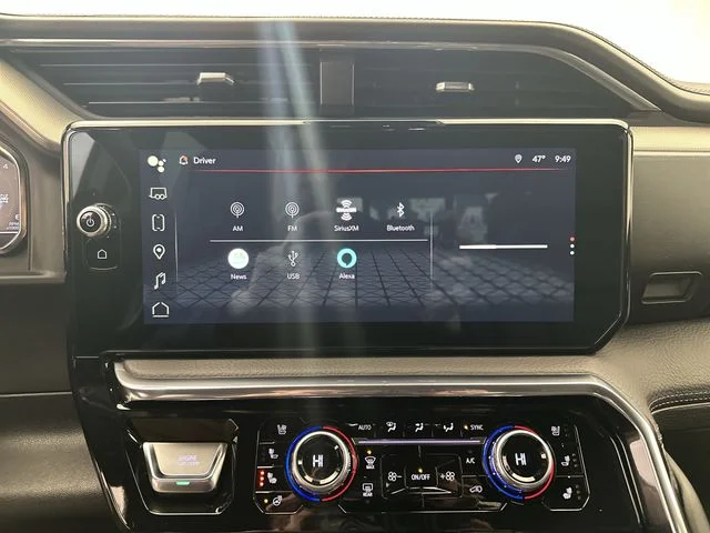 Used 2025 Silver GMC Denali image 14