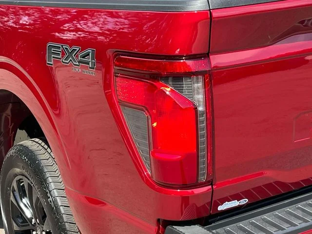 New 2026 Ruby Red Metallic Tinted Clearcoat Ford XLT image 10