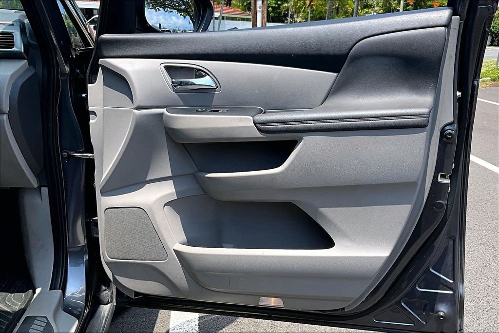Used 2015 Gray Honda EX-L image 19