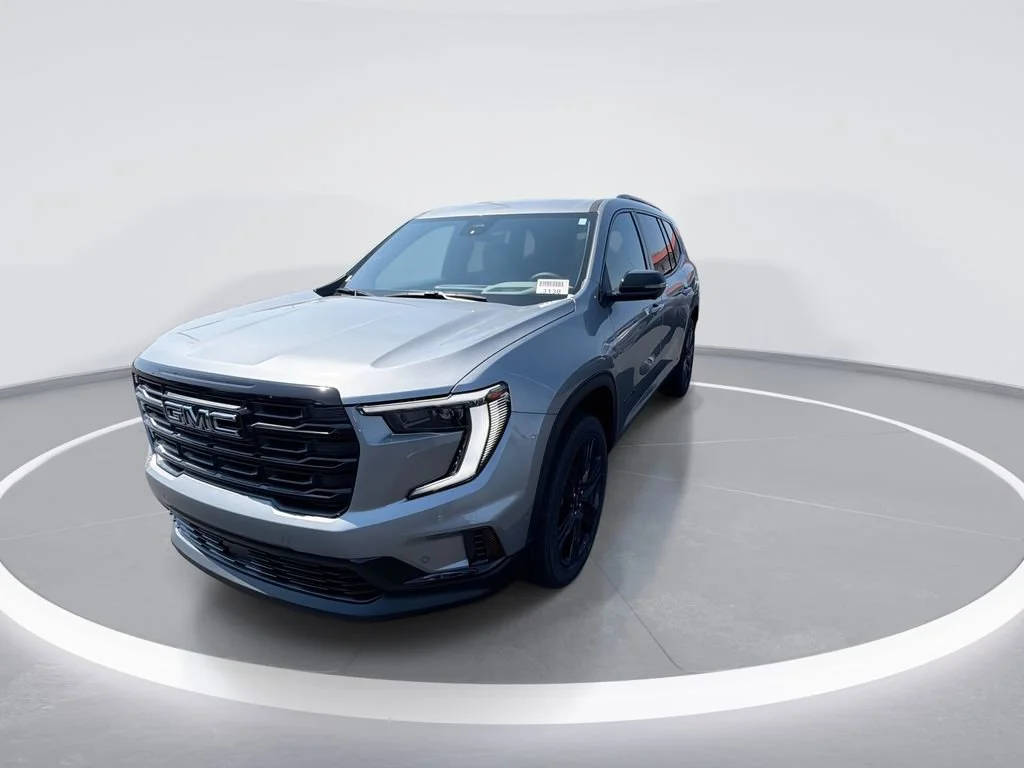 New 2026 Sterling Metallic GMC Elevation image 4