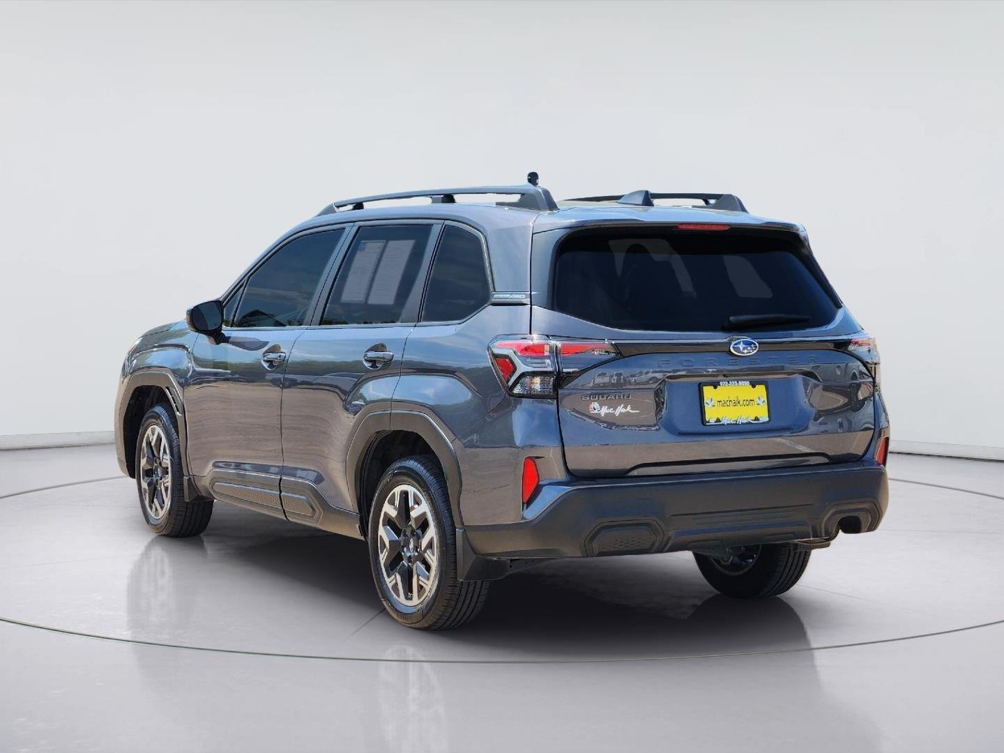 Used 2025 Magnetite Gray Metallic Subaru Premium image 4