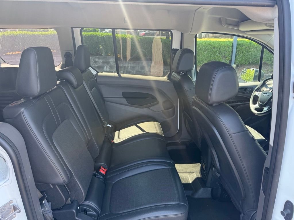 Used 2023 Frozen White Ford XL image 19