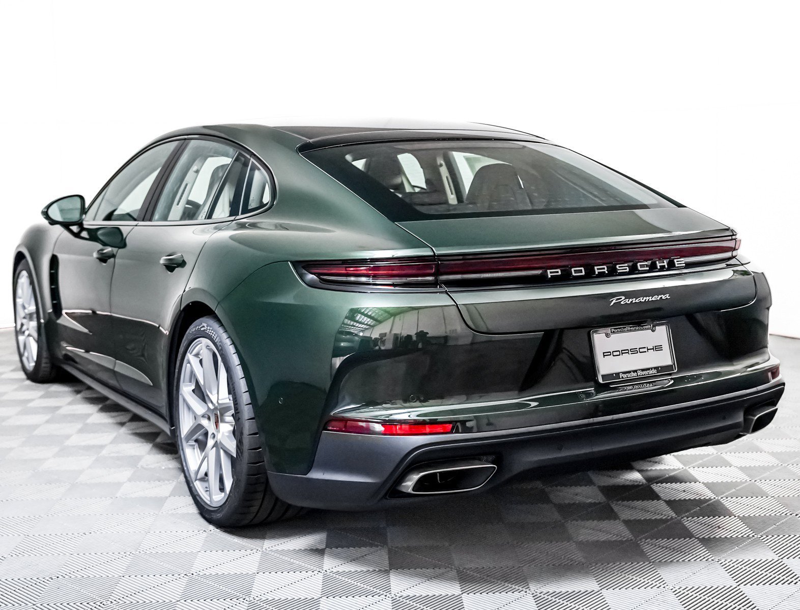 2026 Porsche Panamera Base