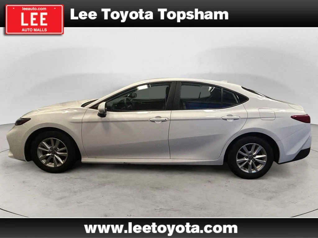 Used 2025 Ice Toyota LE image 2