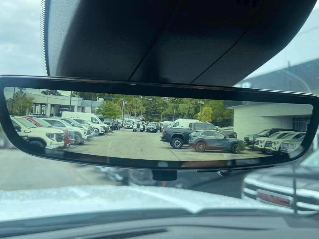 Used 2026 White GMC AT4X image 12