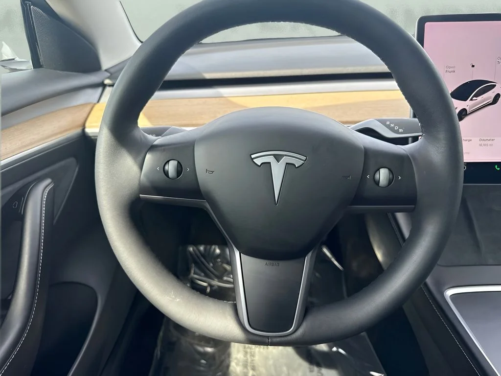 Used 2021 White Tesla Long Range image 15