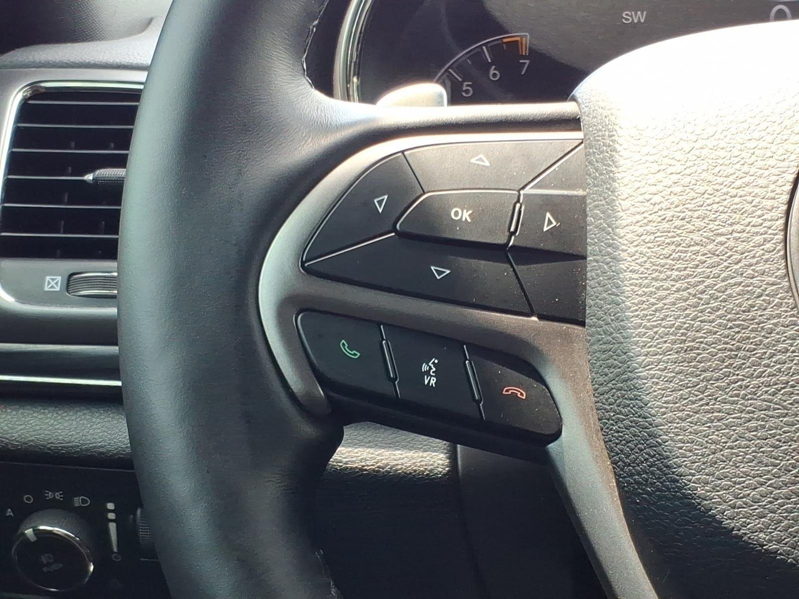 Used 2020 Bright White Clearcoat Jeep Limited X image 27