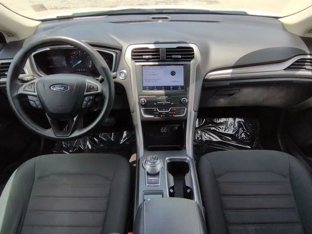 Used 2020 Oxford White Ford SE image 14