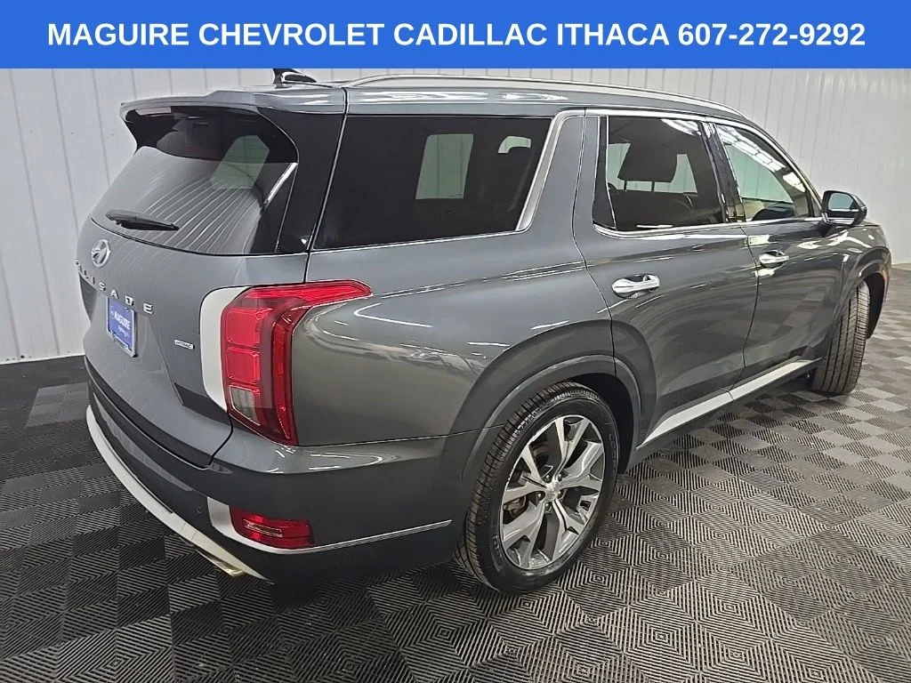 Used 2022 Gray Hyundai Limited image 10