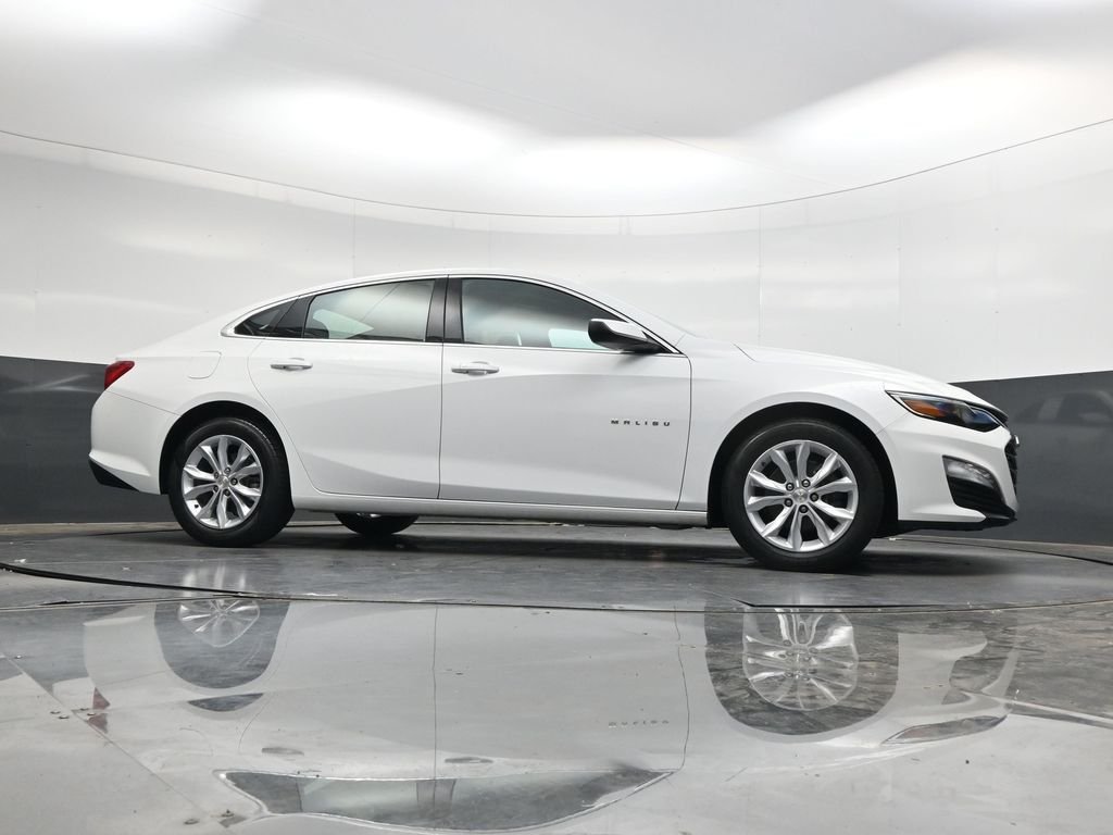 Used 2023 White Chevrolet LT image 41