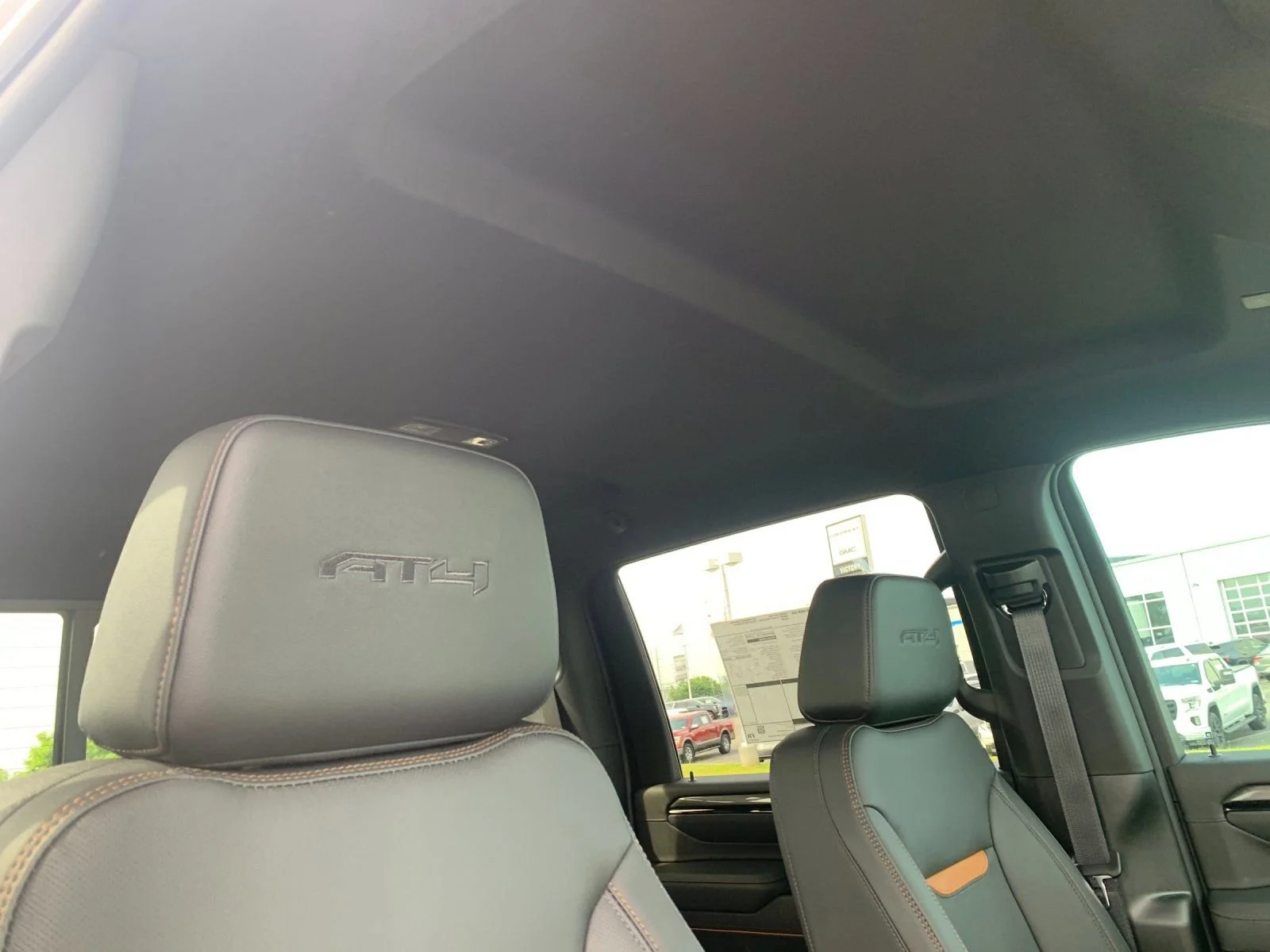 2026 GMC Sierra 2500HD AT4 - Photo 18