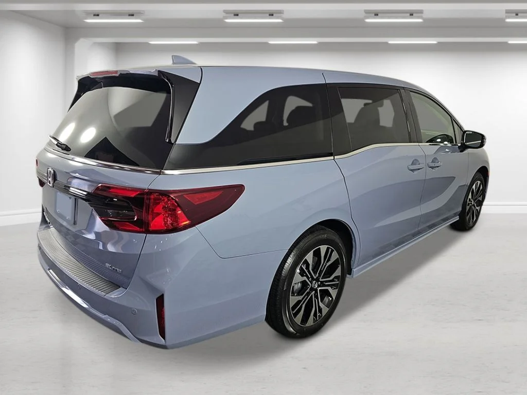 New 2027 Sonic Gray Pearl Honda Elite image 5