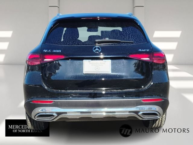 Used 2026 Black Mercedes-Benz GLC 300 image 4