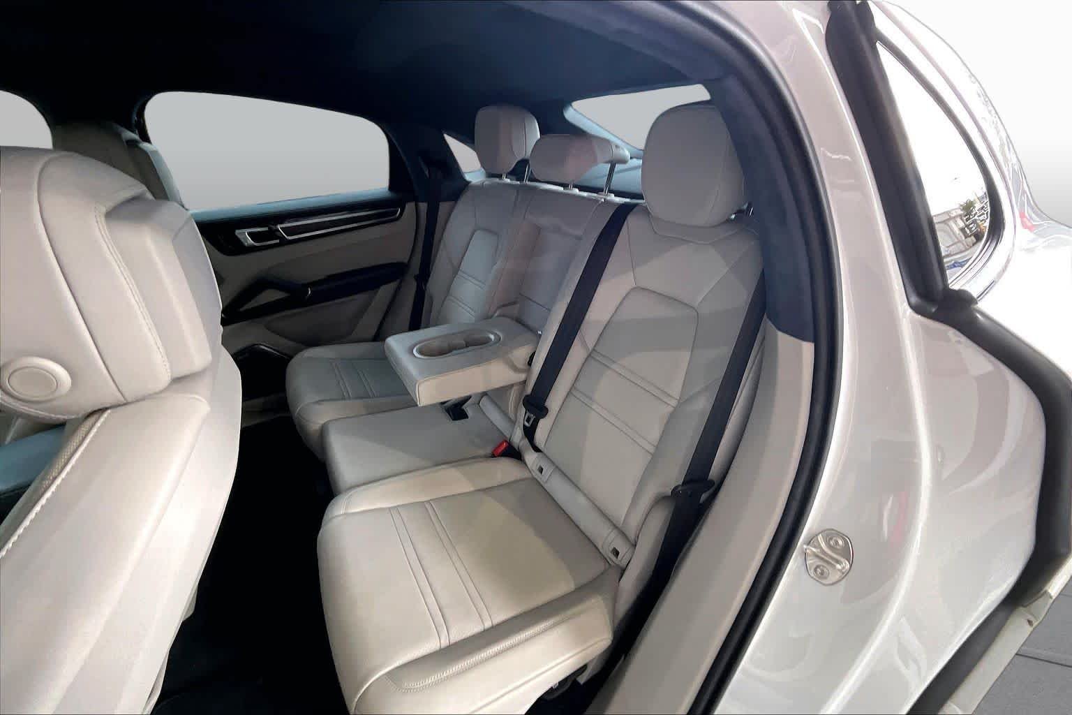 Used 2022 White Porsche GTS image 21