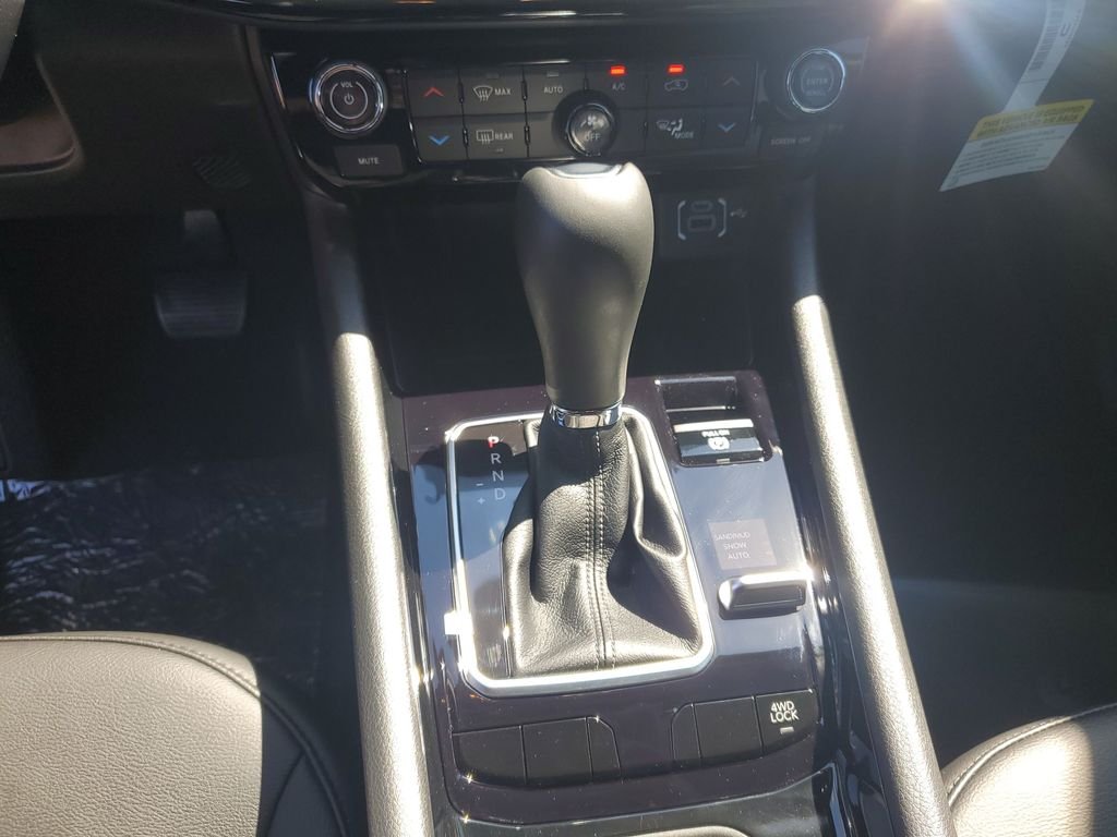 New 2026 Hydro Blue Pearlcoat Jeep Limited image 20