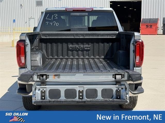 New 2026 Sterling Metallic GMC SLT image 5