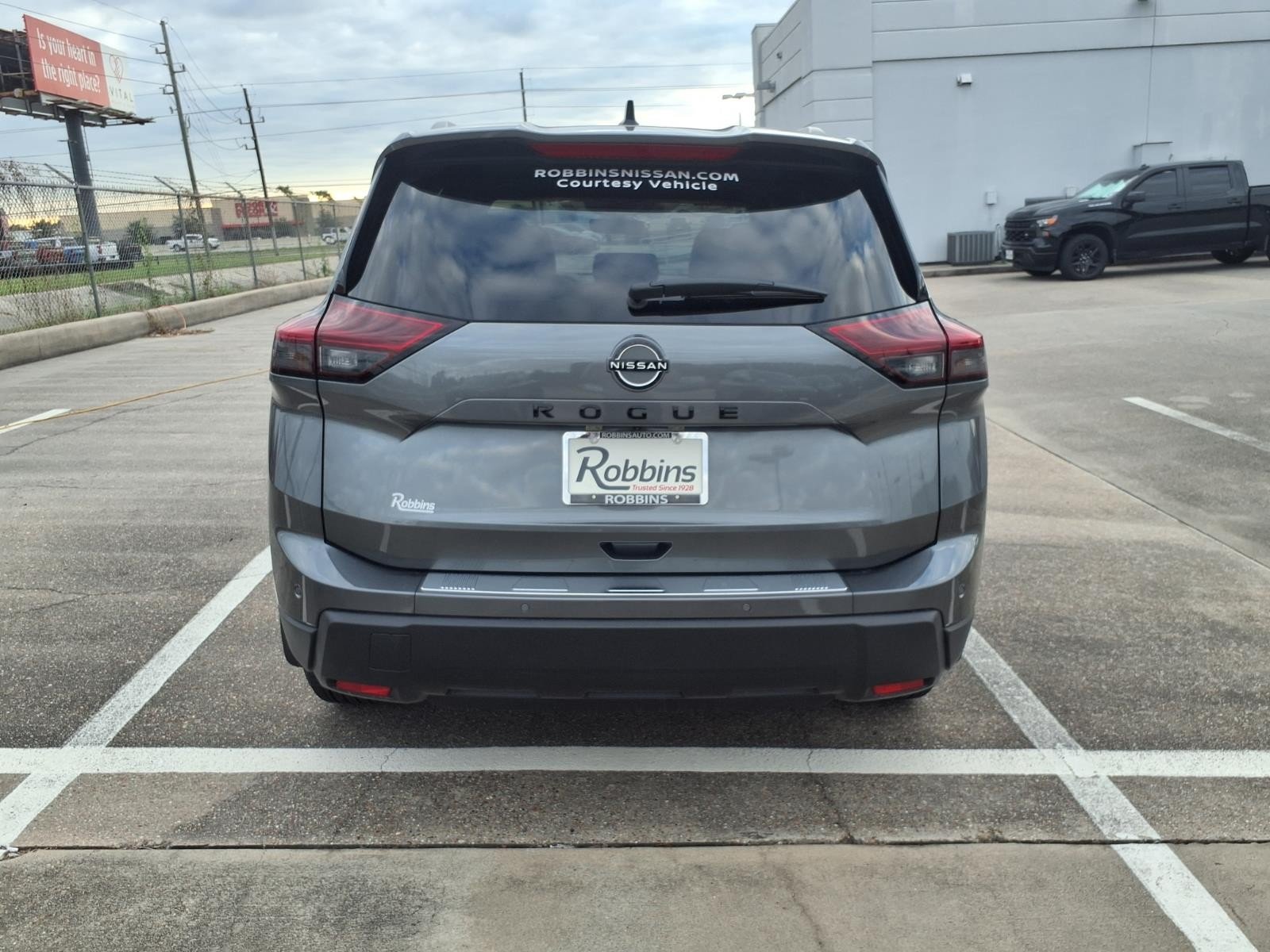 2026 Nissan Rogue photo 9 of 27