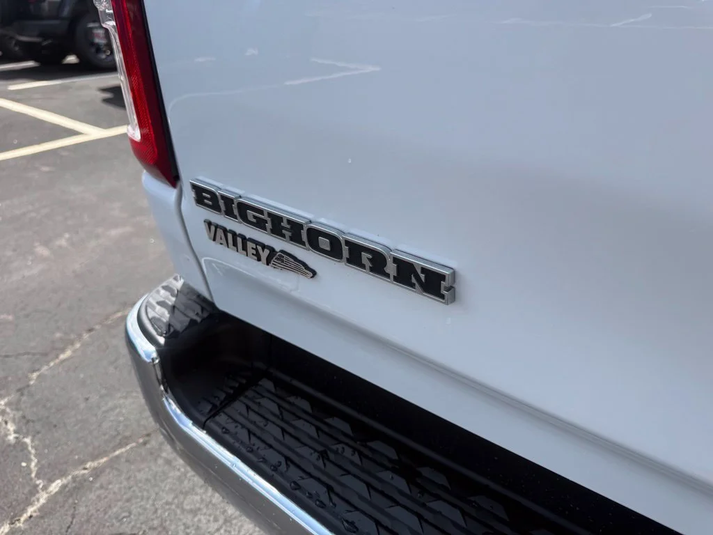 Used 2022 White Ram Big Horn/Lone Star image 45