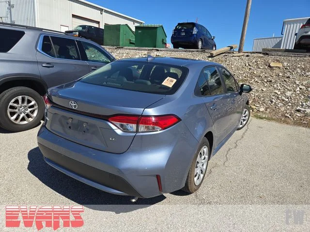 Used 2022 Gray Toyota LE image 4
