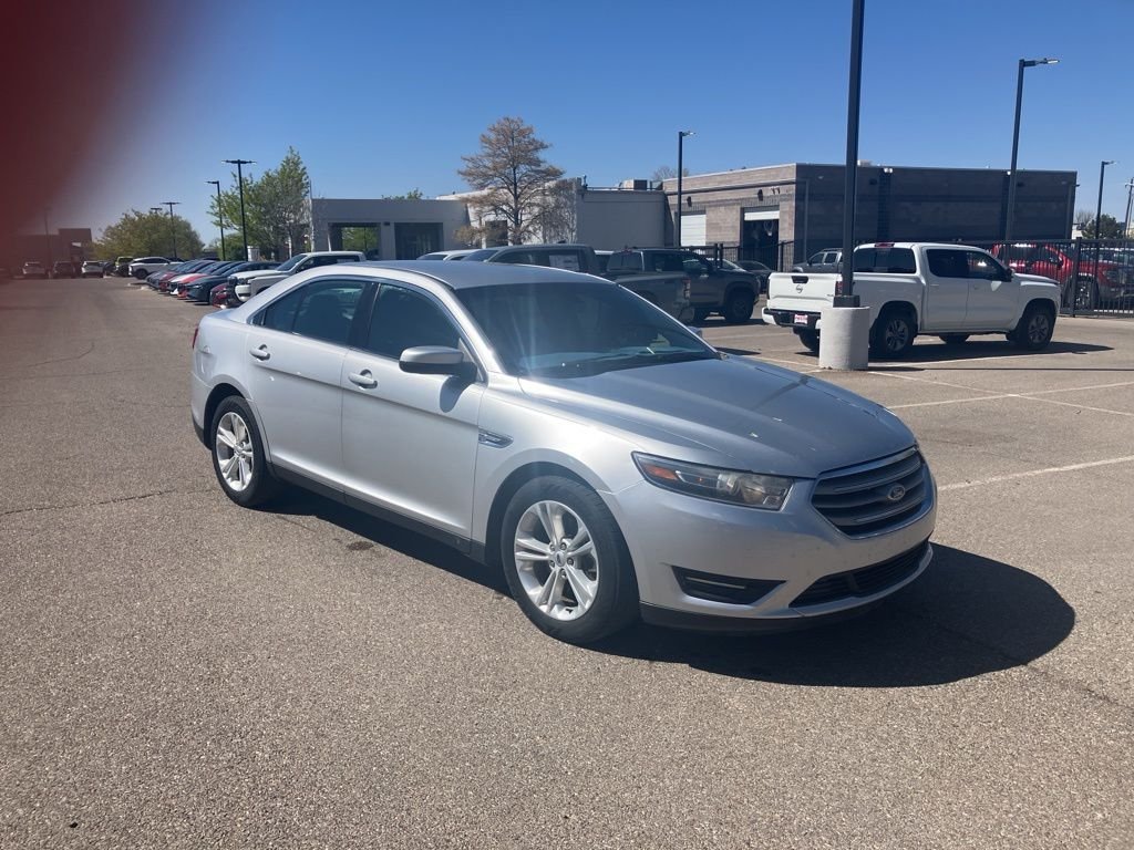2015 Ford Taurus SEL