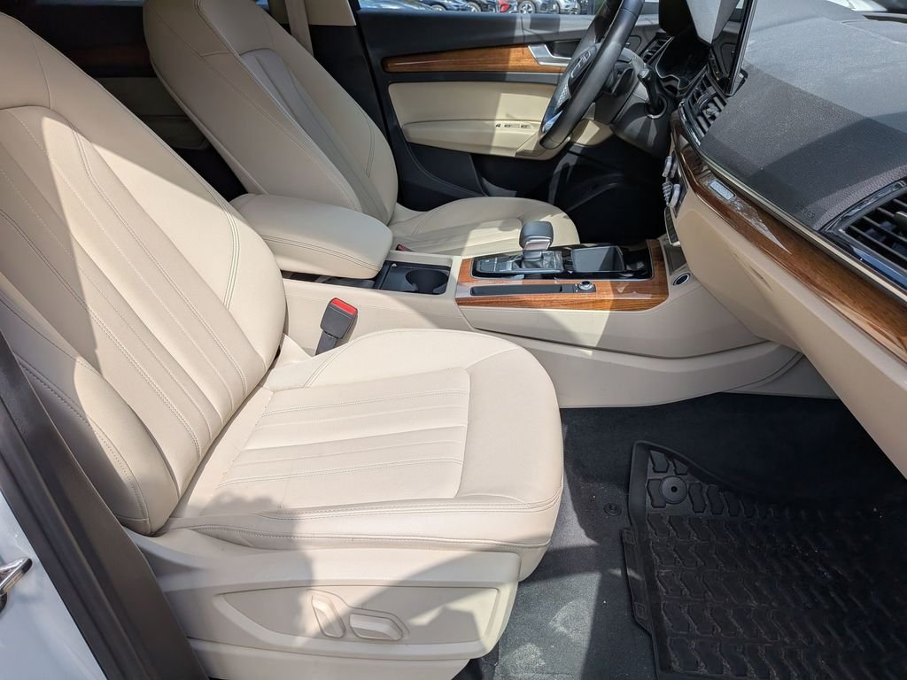 Used 2023 White Audi 45 S line Premium image 34