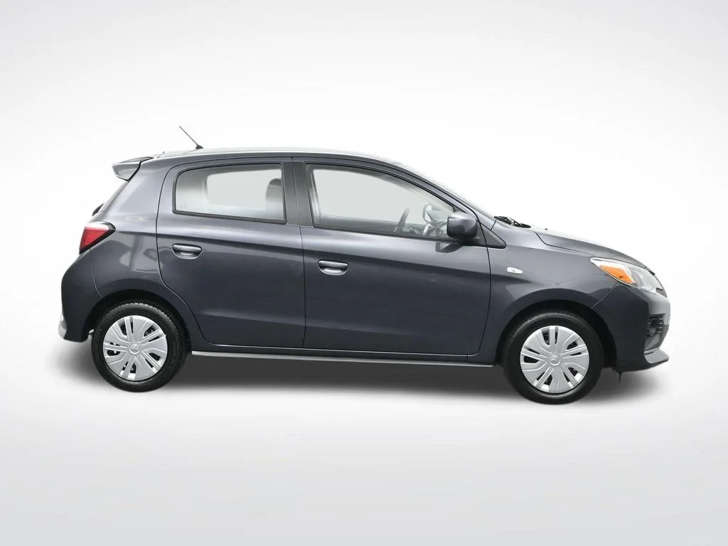 Used 2024  Mitsubishi ES image 4