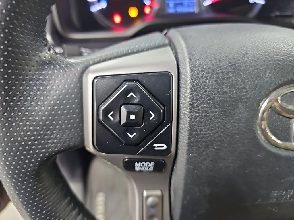 Used 2015 Red Toyota Limited image 19