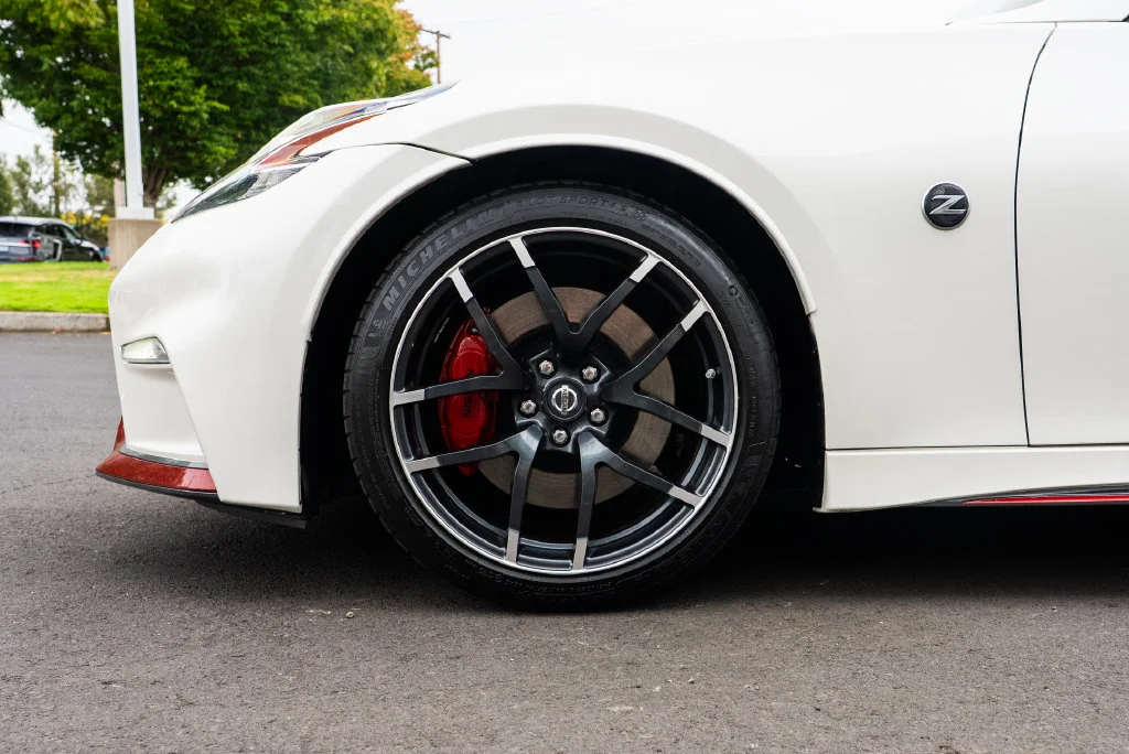 Used 2020 White Nissan Nismo image 7