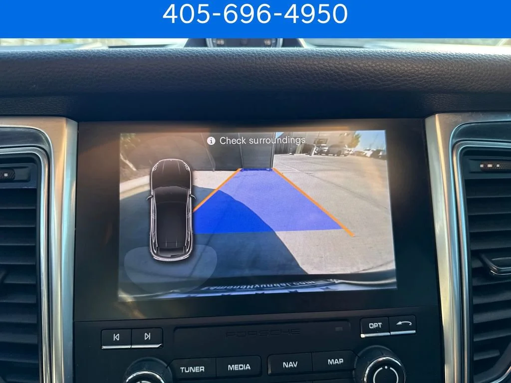Pre-Owned 2018 Porsche Macan Base