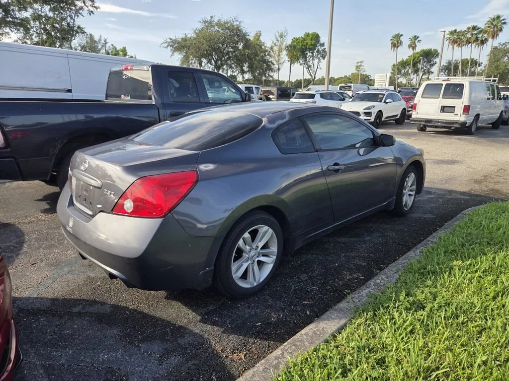 Used 2010 Dark Slate Metallic Nissan 2.5 S image 5