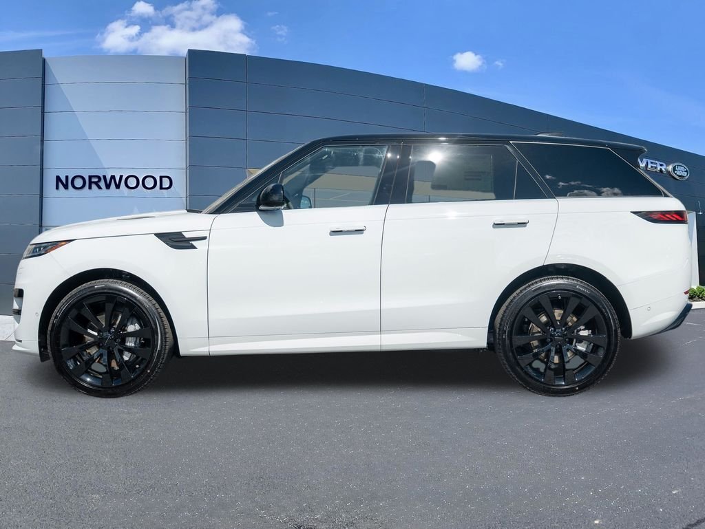 New 2026 Fuji White Land Rover Dynamic SE image 7