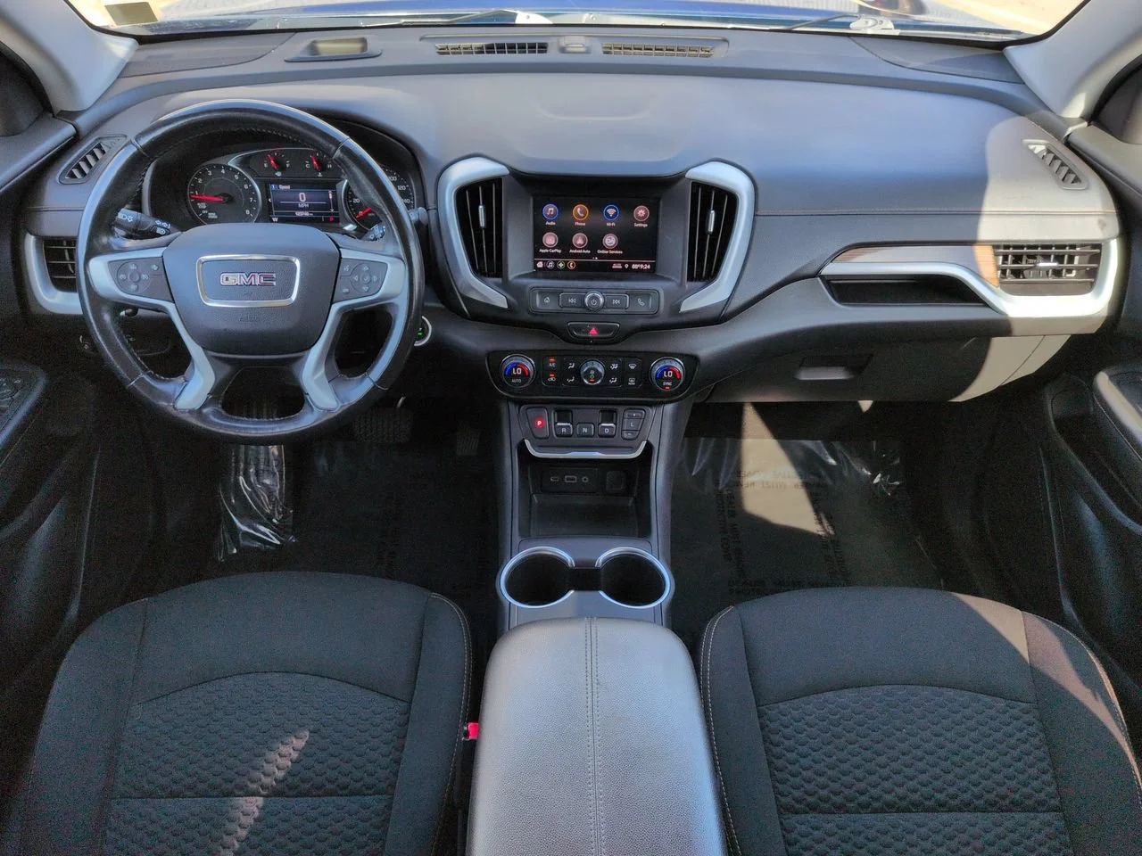 Used 2020 Blue Emerald Metallic GMC SLE image 15