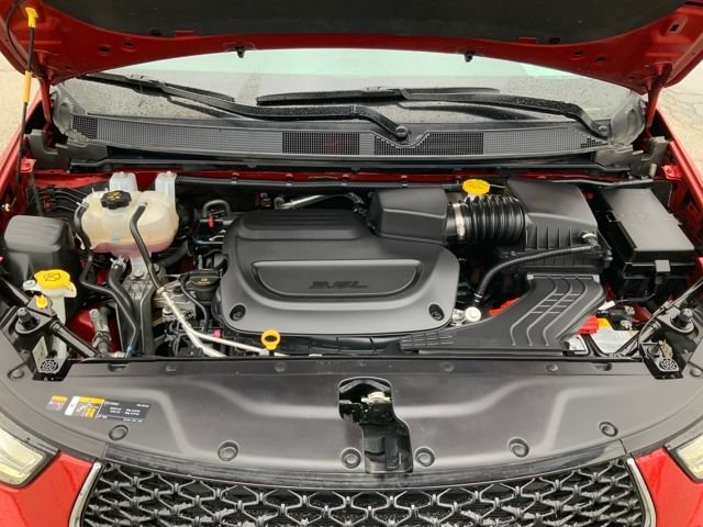 Used 2025 Red Chrysler Select image 12