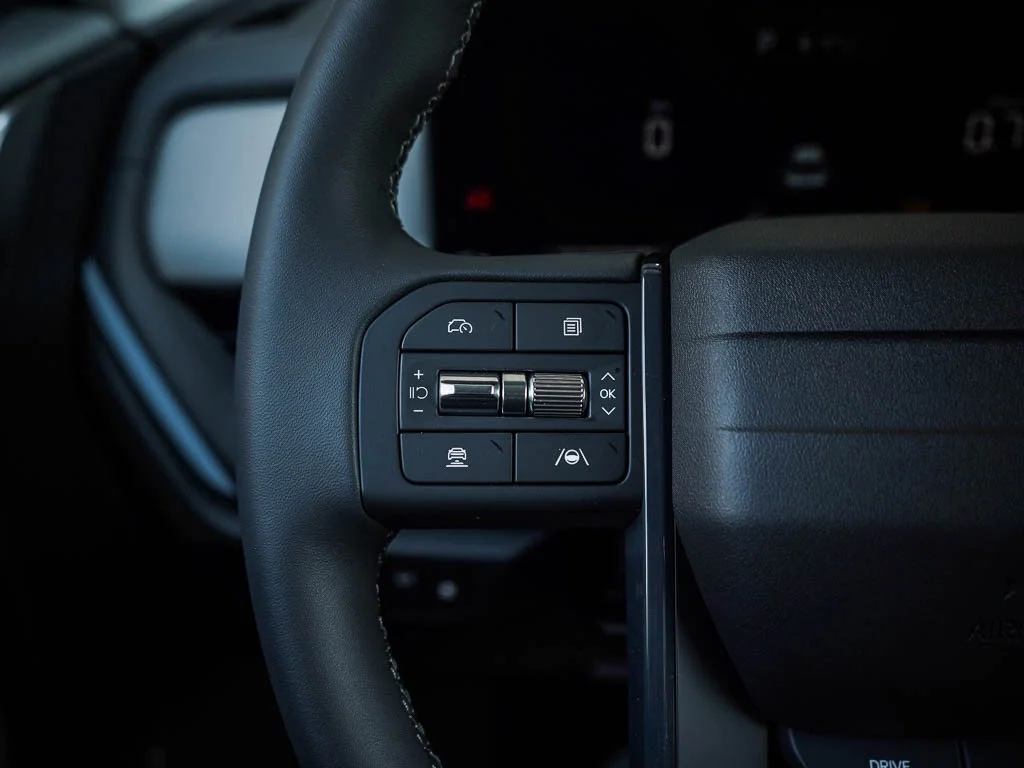 New 2027 Aurora Black Pearl Kia LX AWD image 19