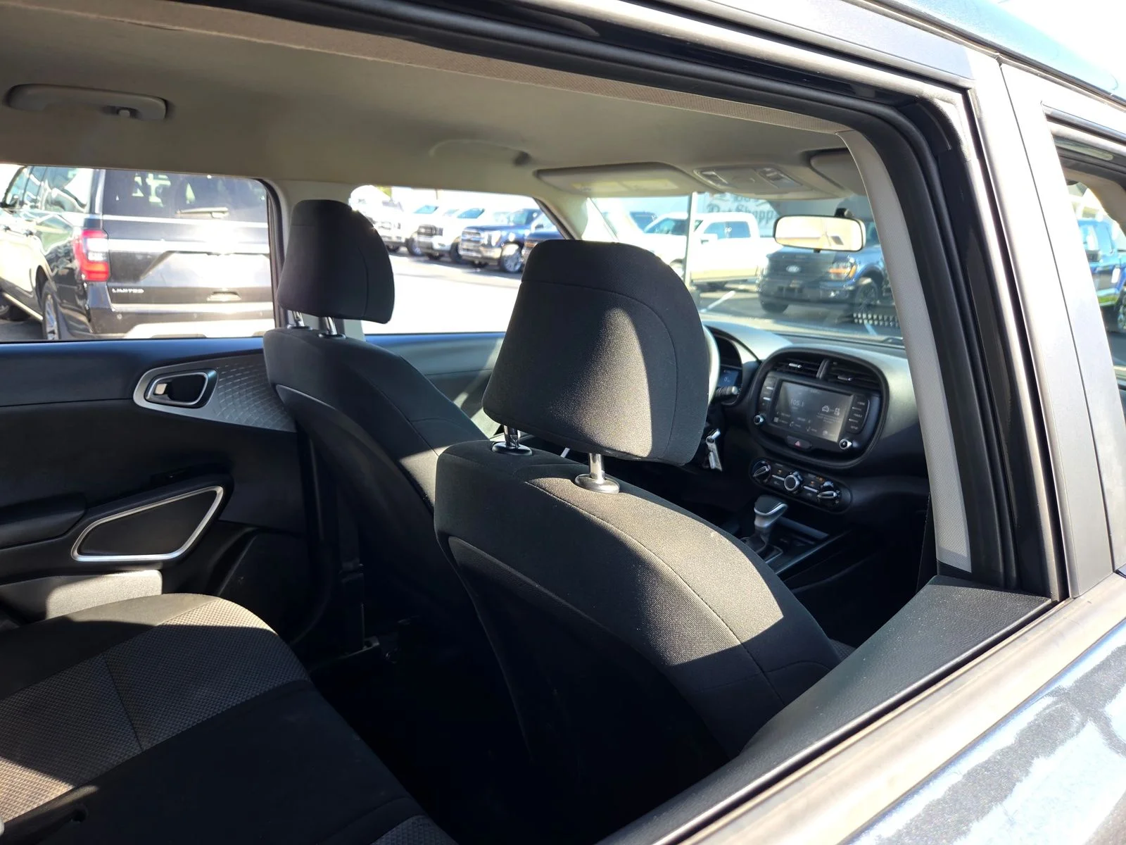 Used 2022 Gray Kia LX image 35