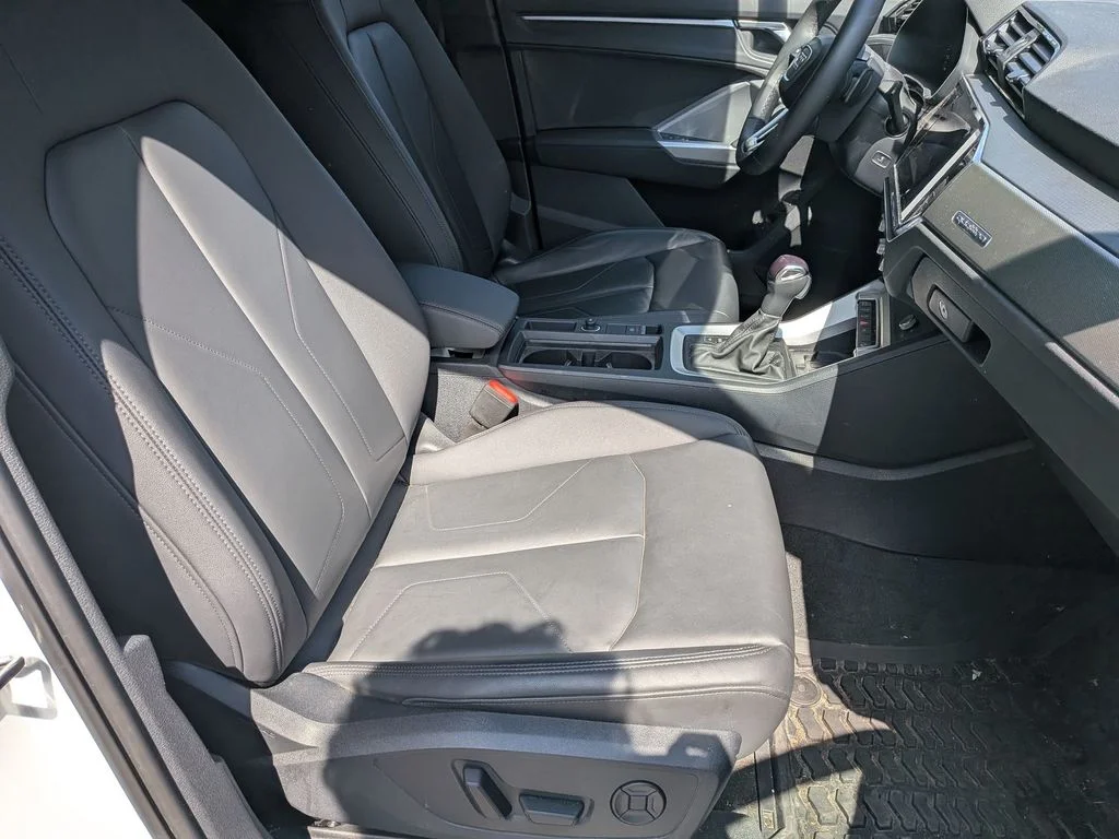 Used 2025 White Audi Premium image 33
