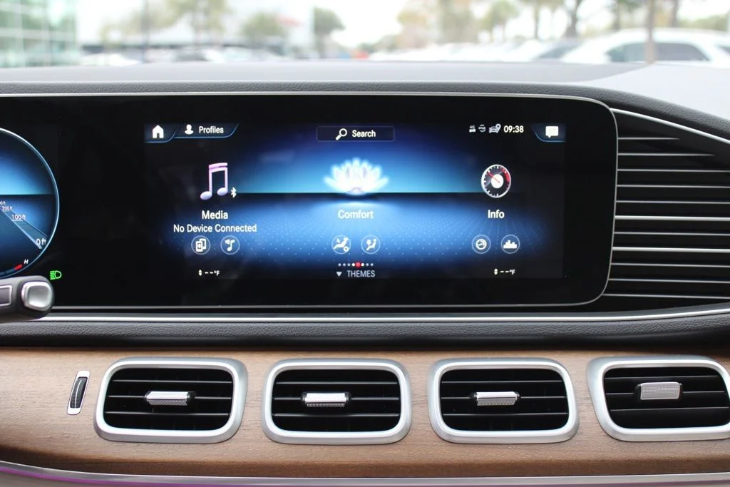 Certified Used 2021  Mercedes-Benz GLE 350 image 17