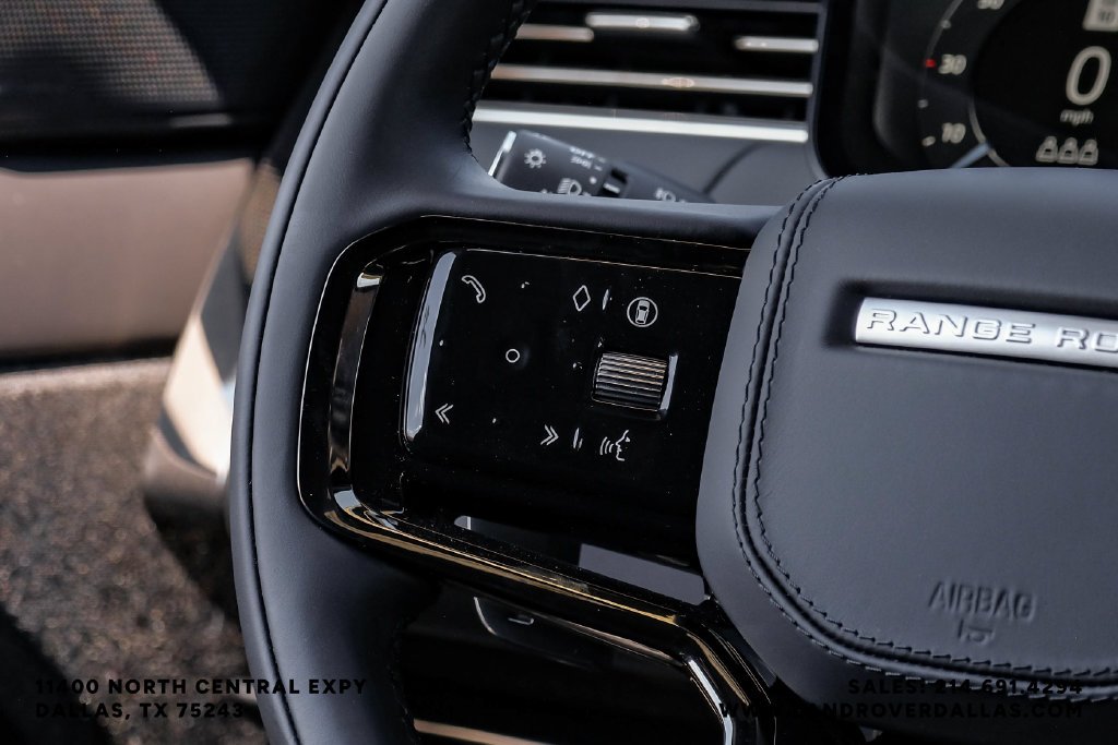 New 2026 Fuji White Land Rover Dynamic SE image 14