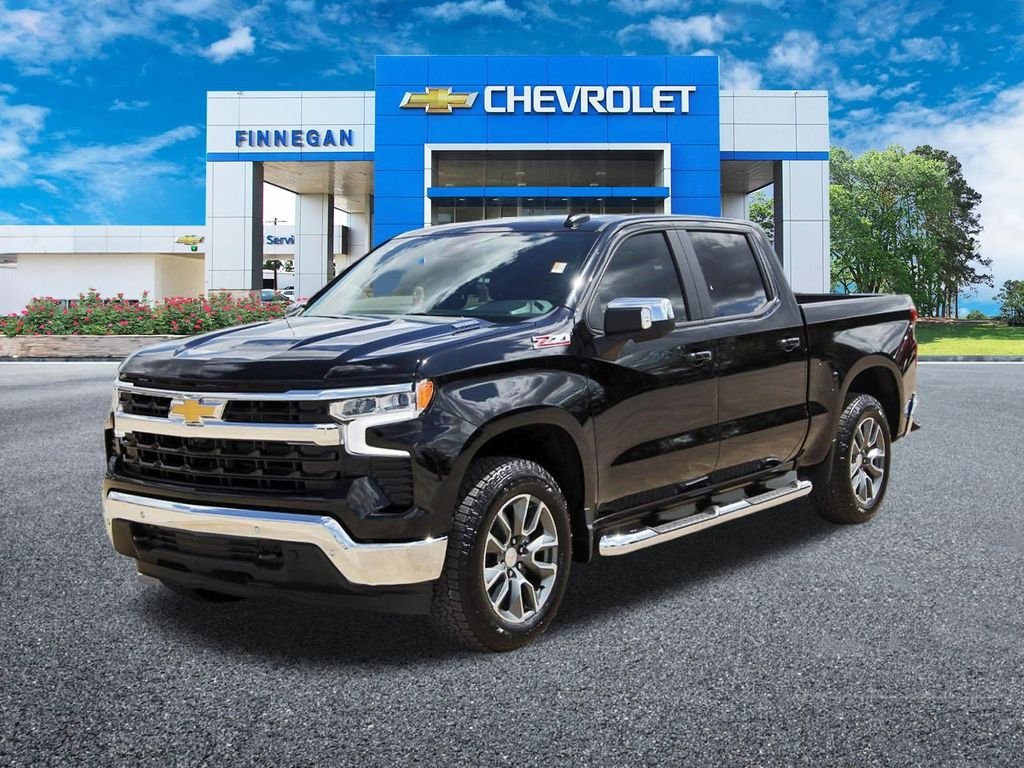 Used 2026 Black Chevrolet LT image 3