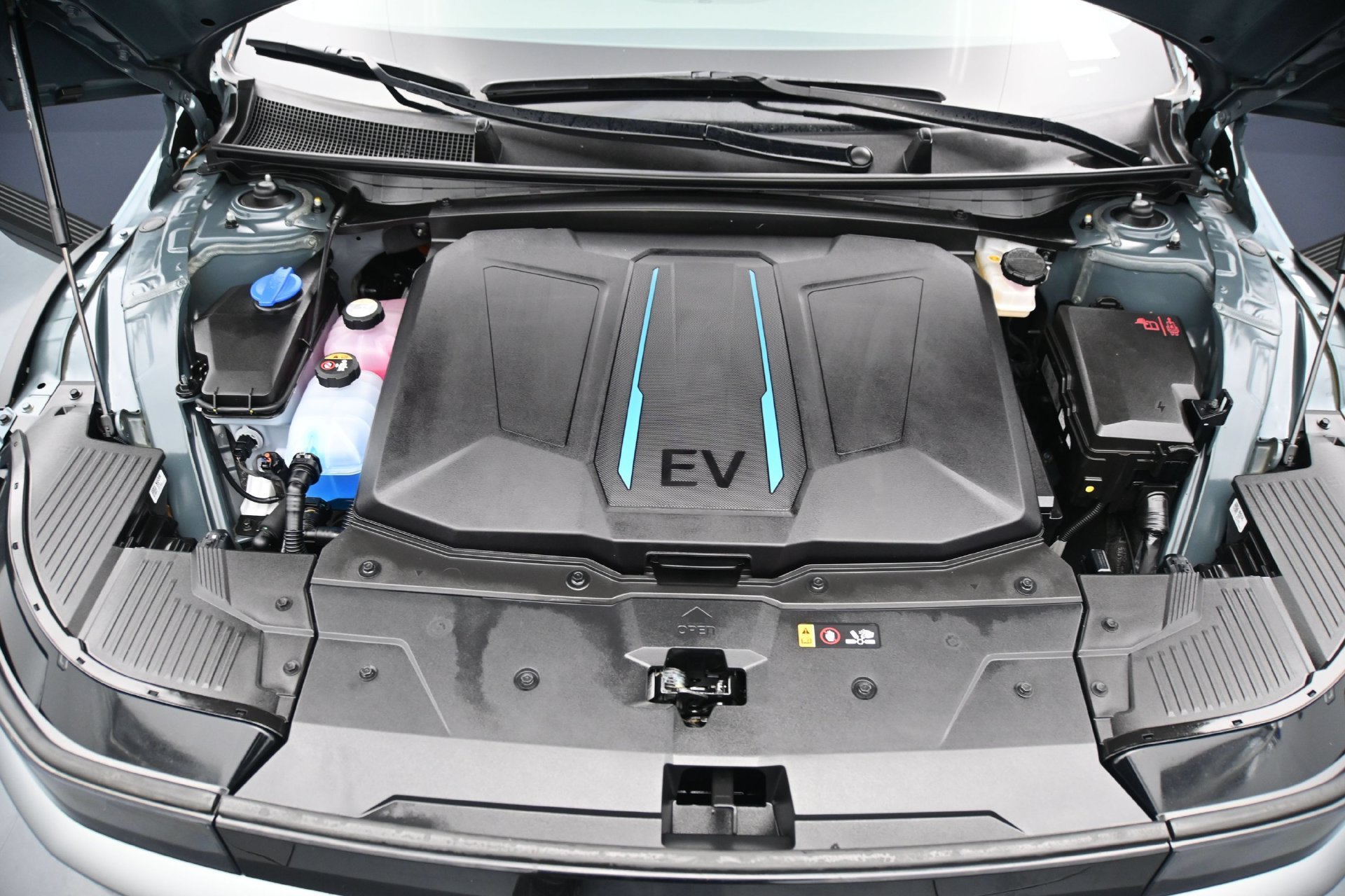 Used 2024 Digital Teal Hyundai SEL AWD image 29