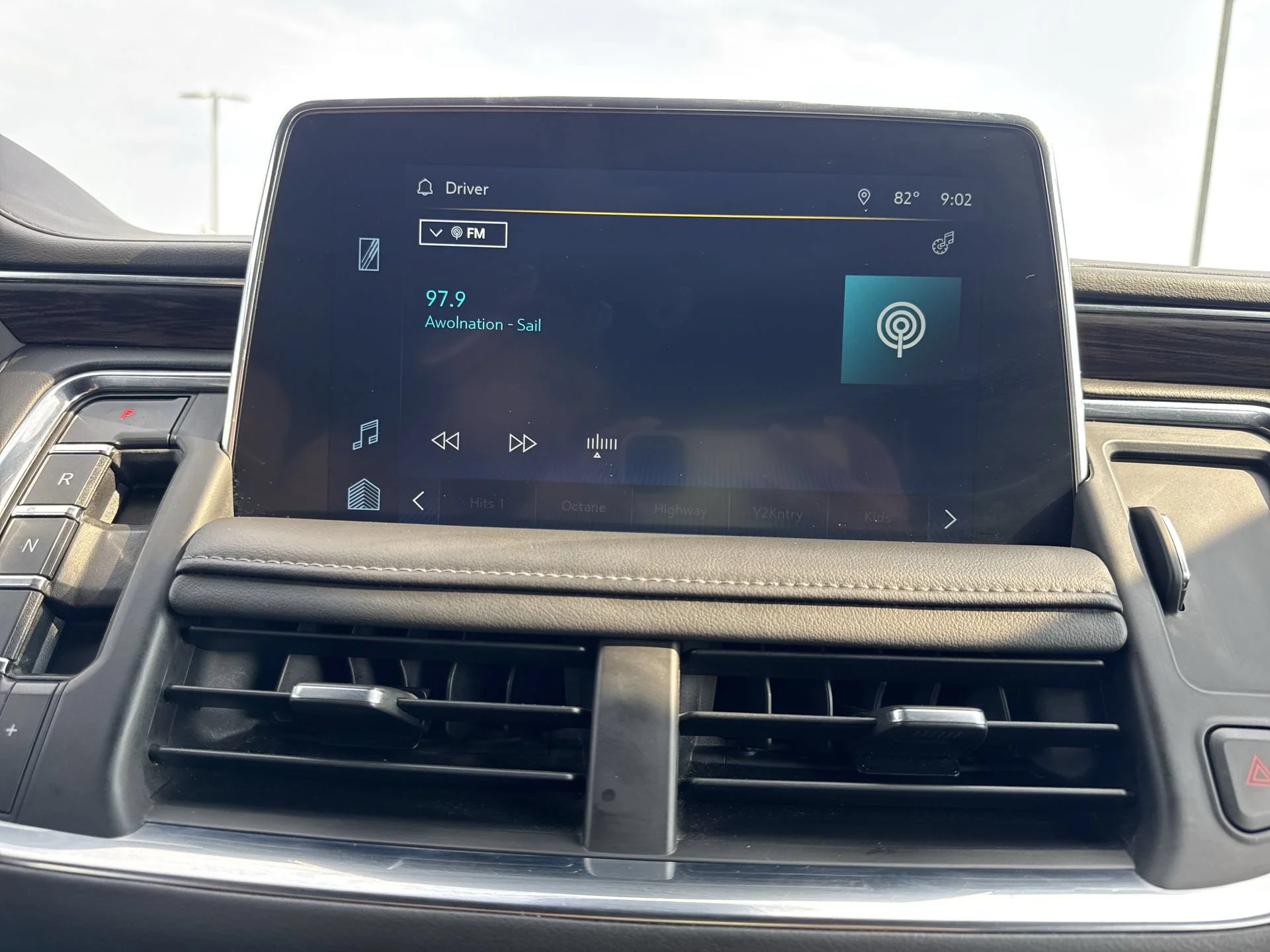 2023 Chevrolet Tahoe Z71 - Photo 16
