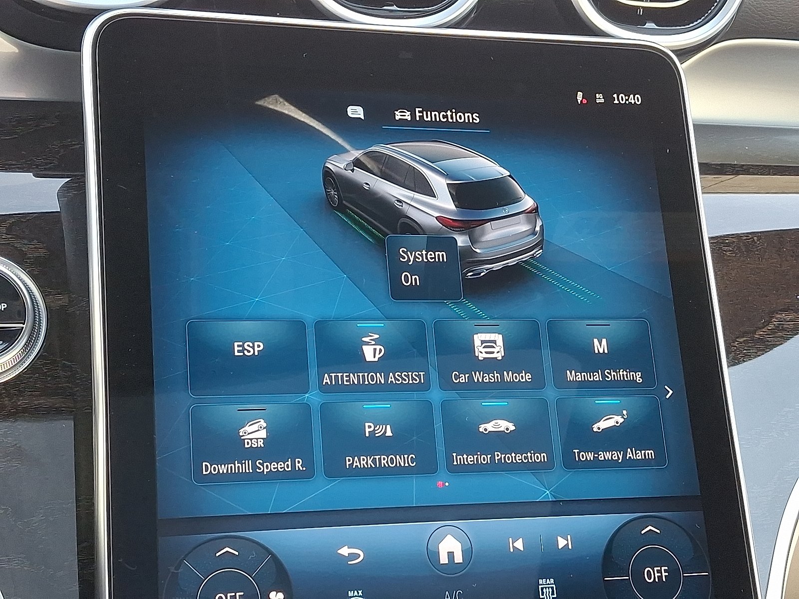 New 2026 Starling Blue Metallic Mercedes-Benz GLC 300 image 19