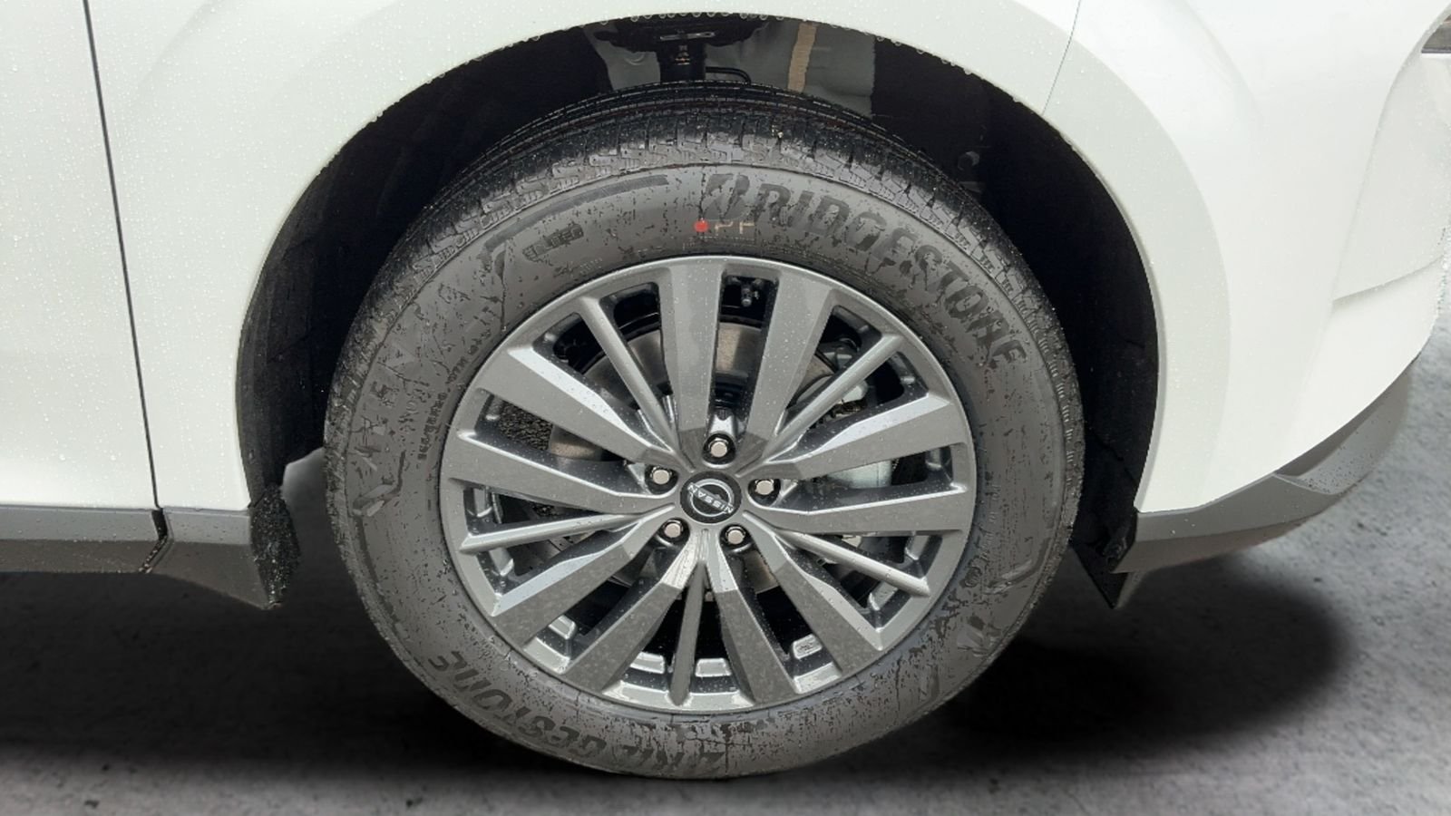 New 2026 White Nissan SL image 15