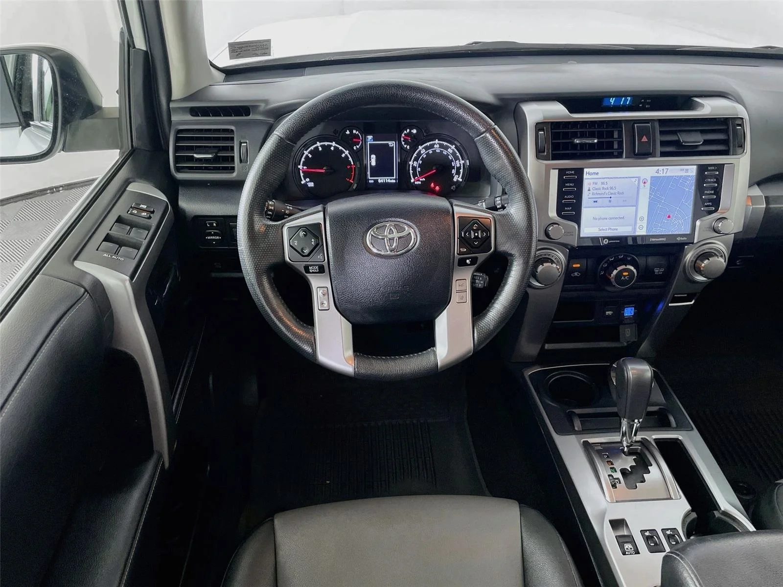 Used 2023 Ice Cap Toyota SR5 Premium image 25