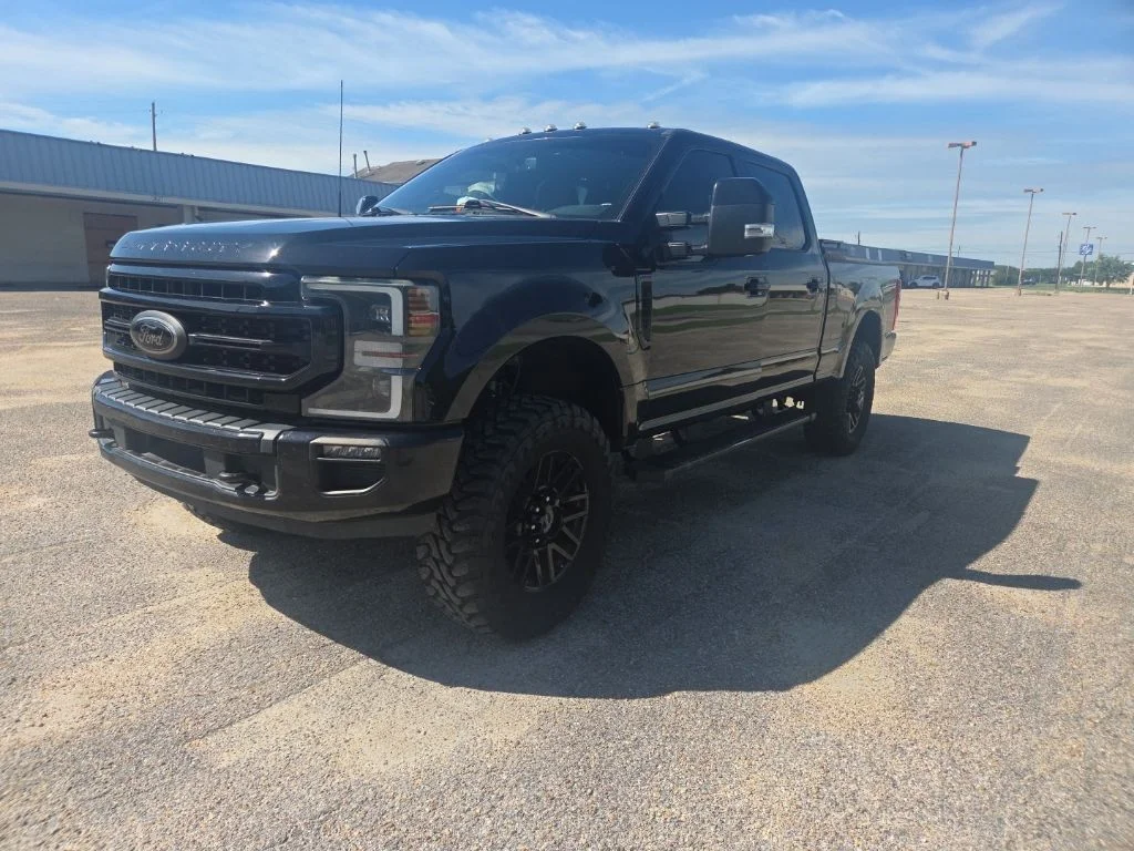 Used 2022 Black Ford Lariat image 3