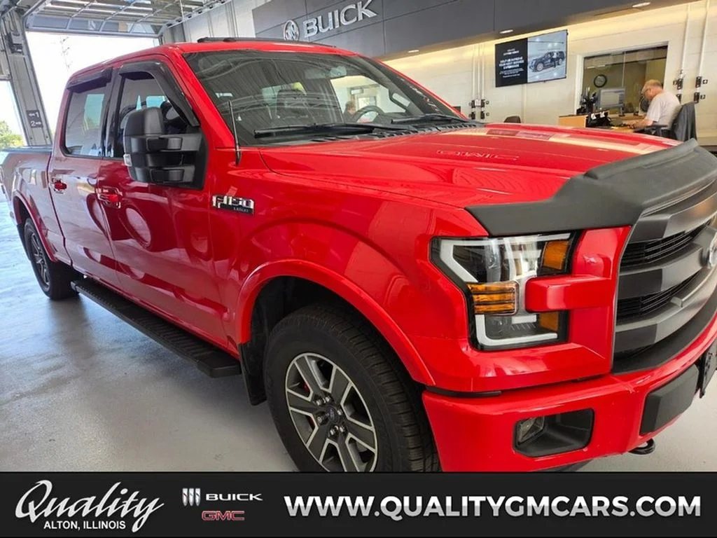 Used 2016 Red Ford XLT image 1