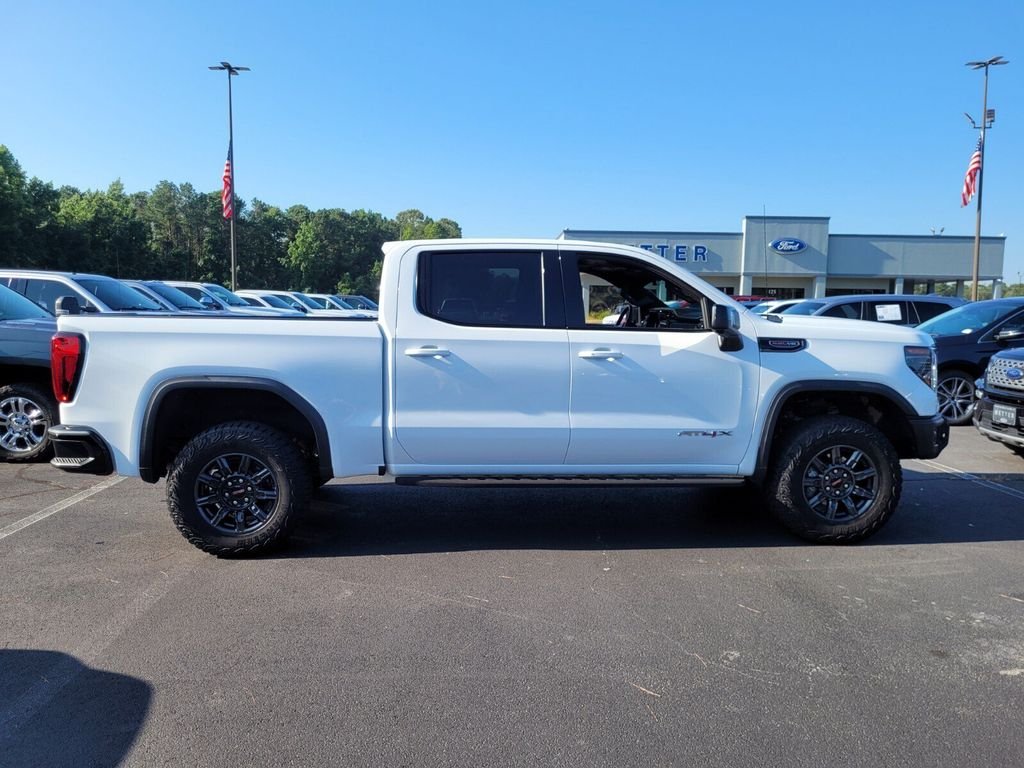 2024 GMC Sierra 1500 AT4X - Photo 13