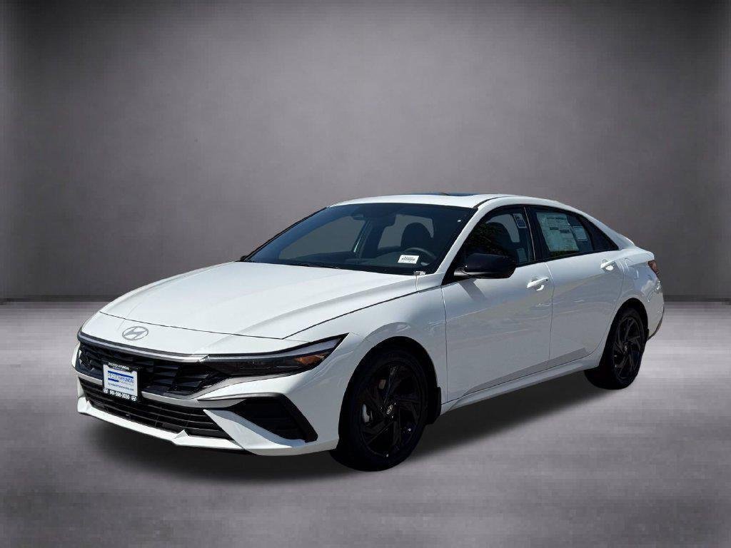 New 2026 White Hyundai SEL Sport Plus image 4