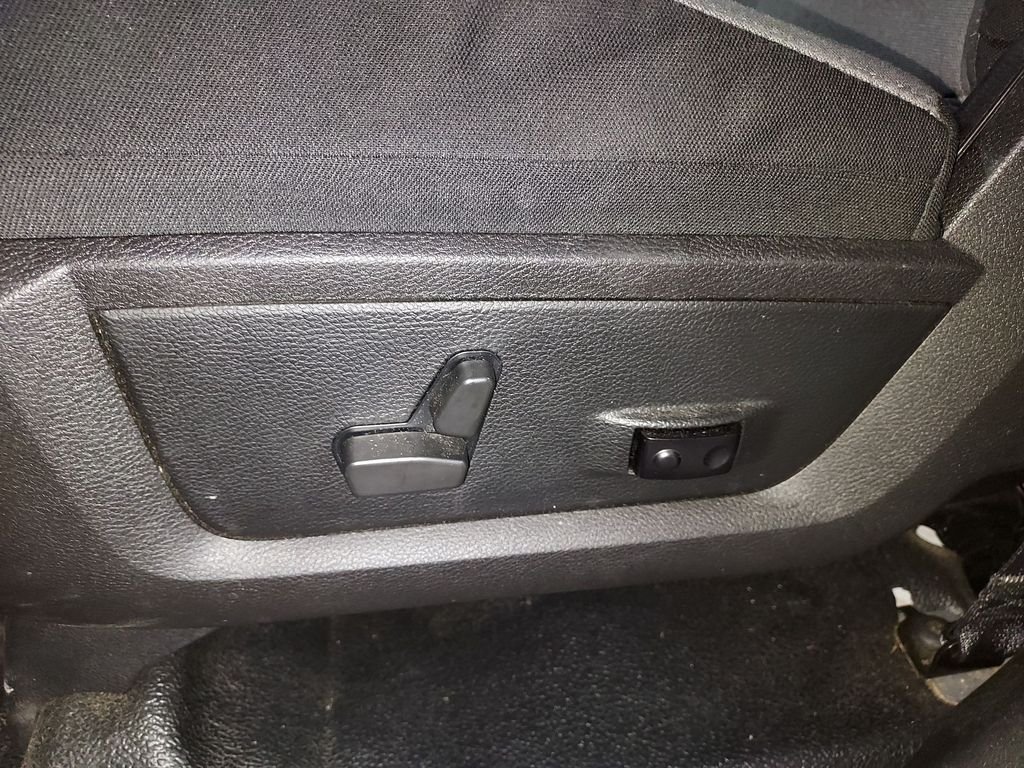Used 2022 White Ram SSV image 18