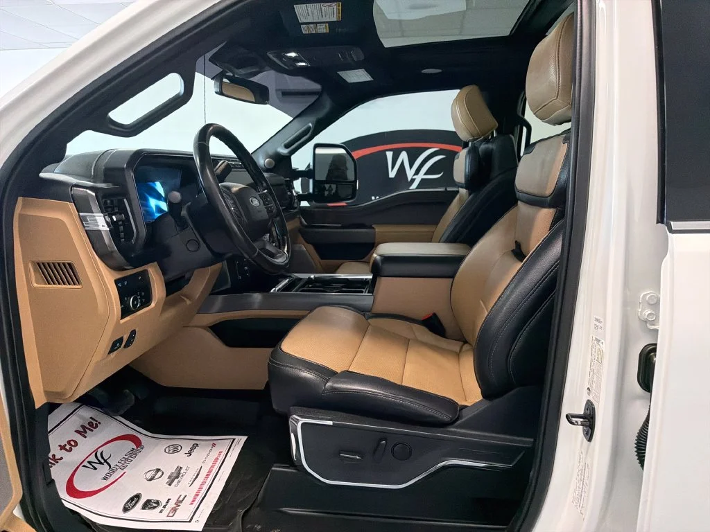 Used 2023 White Ford Lariat image 10